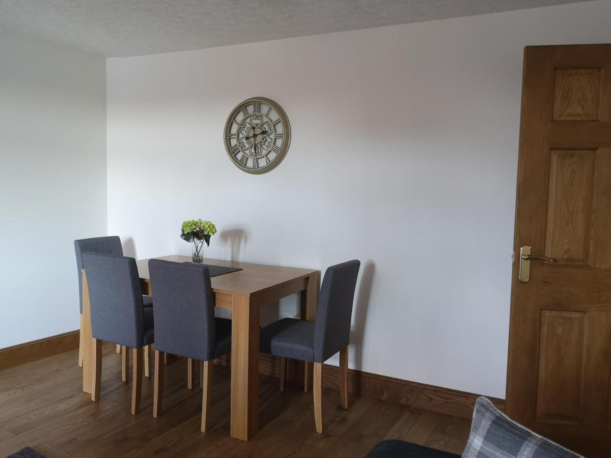 Attic Floor Apartment, City Centre Inverness Buitenkant foto